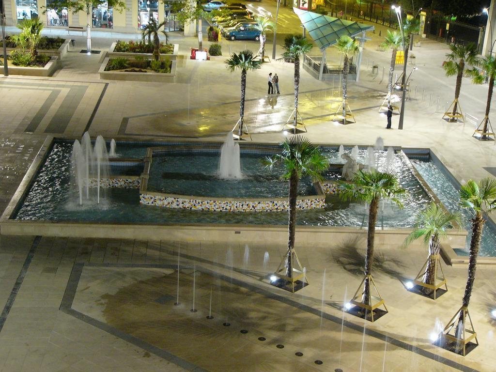 Hotel Le Bourbon Pau Centre Esterno foto